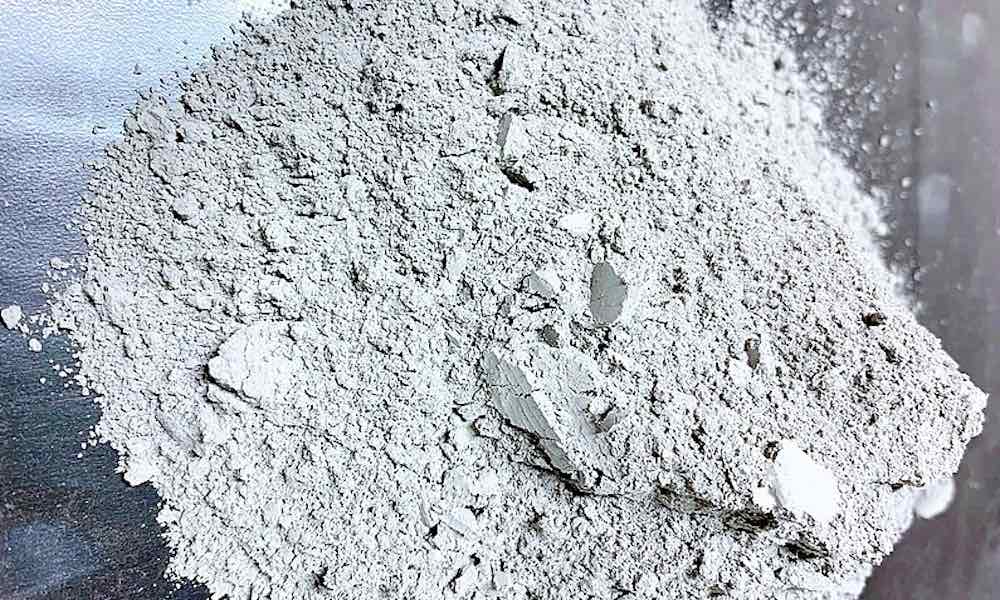 Oudoimmissa uutisissa kerrotaan, kuinka Ecuadorissa tehdään takavarikoidusta kokaiinista betonia.