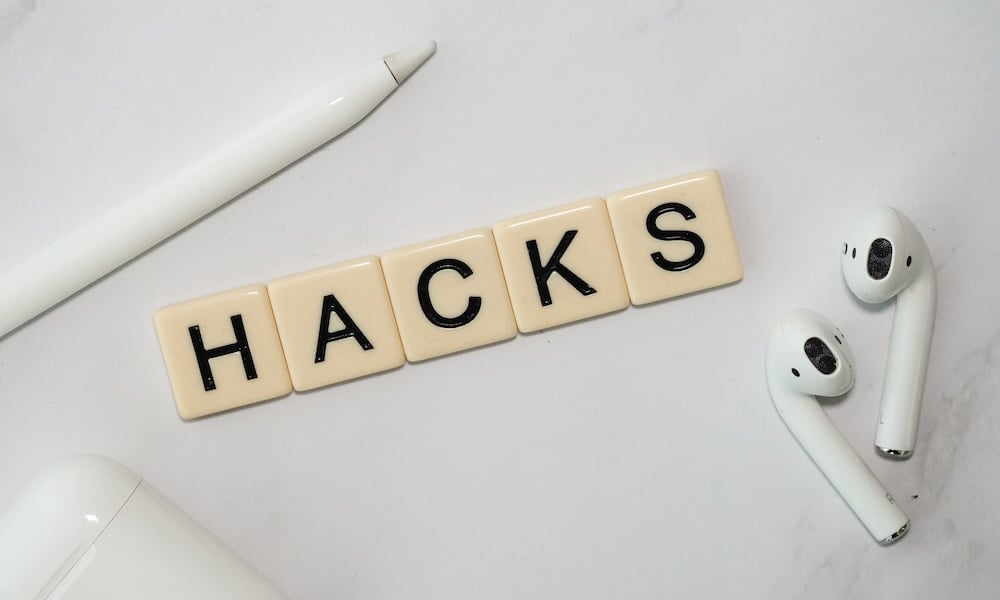 Tässä tulee 10 näppärää life hack -vinkkiä, jotka voivat yllättäen helpottaa elämääsi!