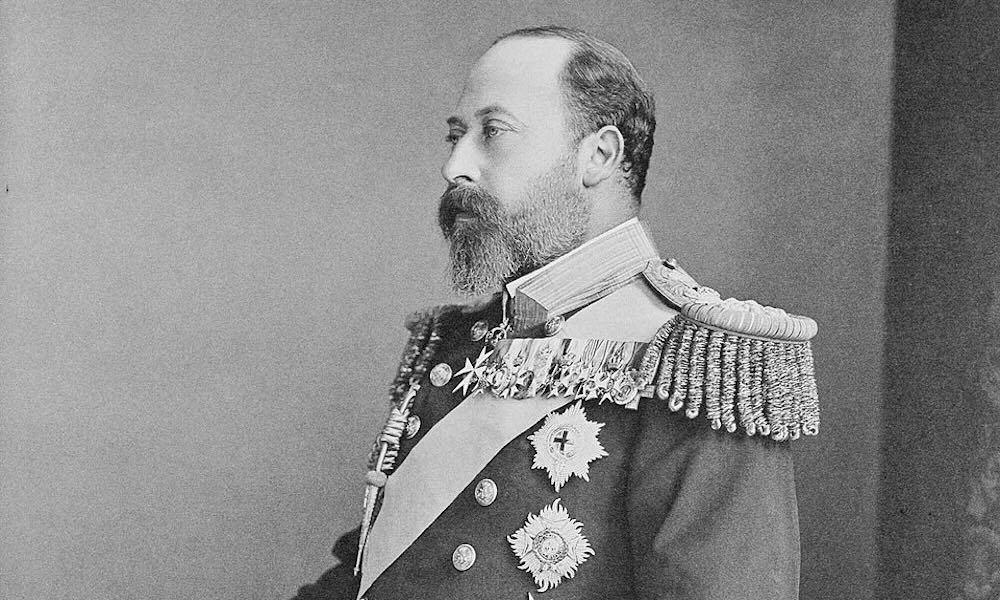 Tämän listan miehet ovat historiallisia merkkihenkilöitä, mutta myös oman aikansa pervoja, joilla oli erikoisia mieltymyksiä.