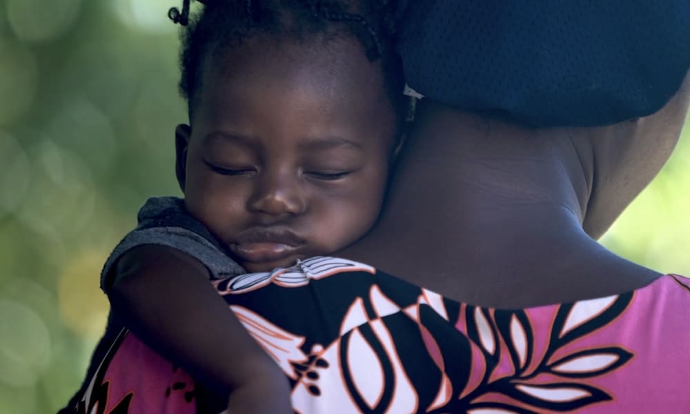 Nyt listataan 10 lastenkasvatustapaa, jotka saattavat aiheuttaa muissa kulttuureissa kulmien kohottelua.